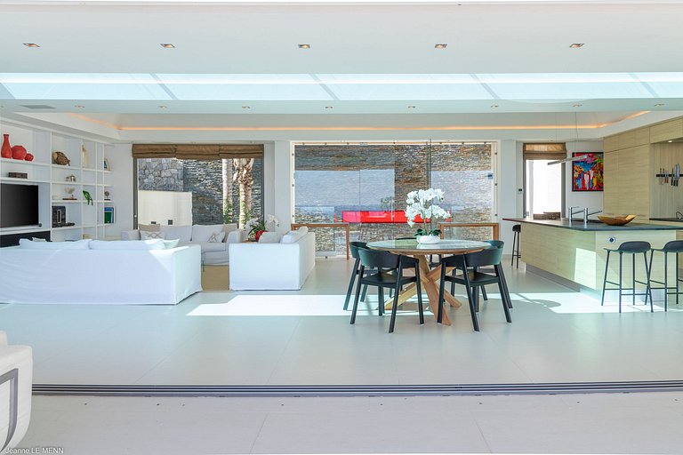 Stb007 – Vila moderna com vista para o mar em Lurin