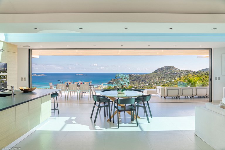 Stb007 – Villa moderna con vistas al mar en Lurin