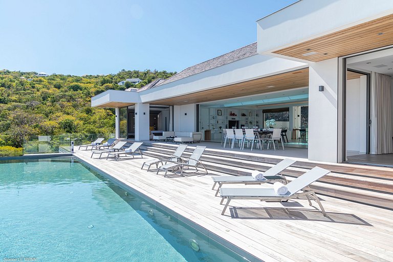 Stb007 – Villa moderna con vistas al mar en Lurin