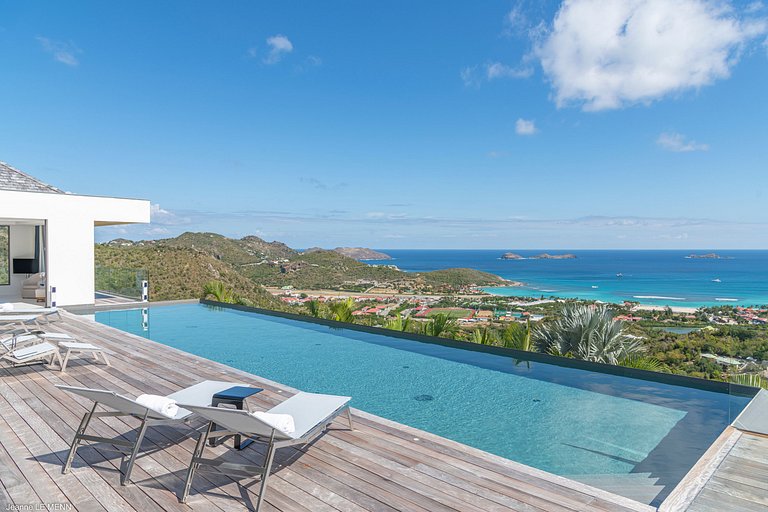 Stb007 – Modern villa with ocean views in Lurin