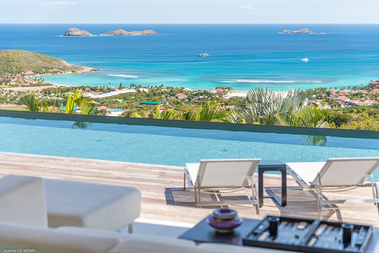 Stb007 – Villa moderna con vistas al mar en Lurin