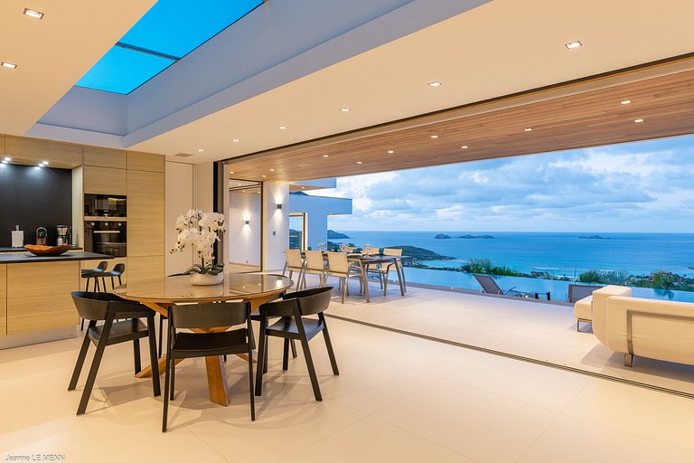 Stb007 – Modern villa with ocean views in Lurin