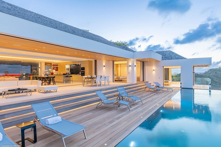 Stb007 – Villa moderna con vistas al mar en Lurin