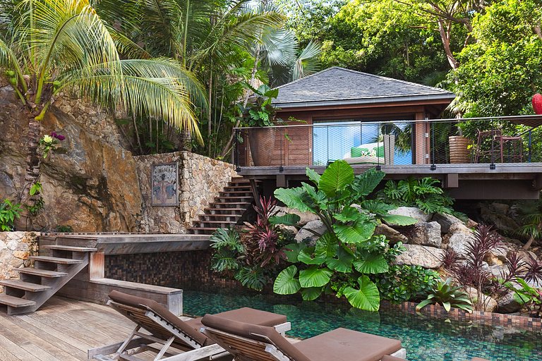 Stb004 – Villa contemporánea con vistas al mar en St. Jean