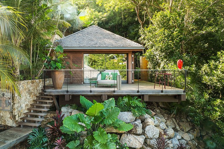 Stb004 – Villa contemporánea con vistas al mar en St. Jean