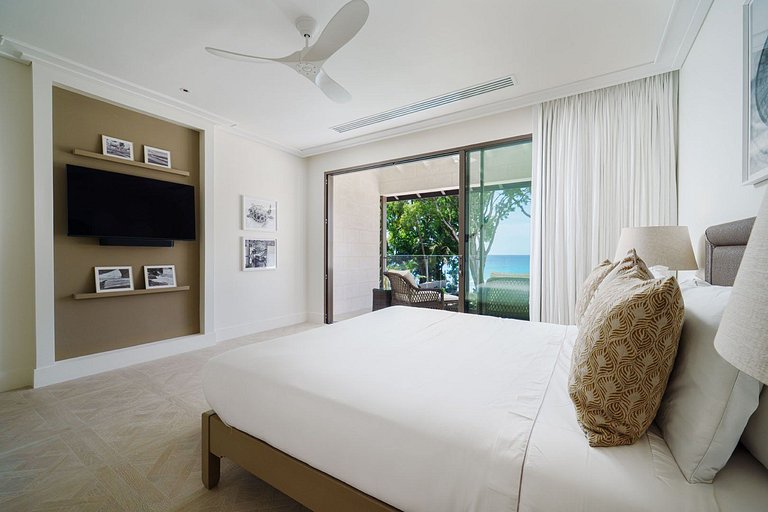 Brb006 – Elegant beachfront Villa in St. James