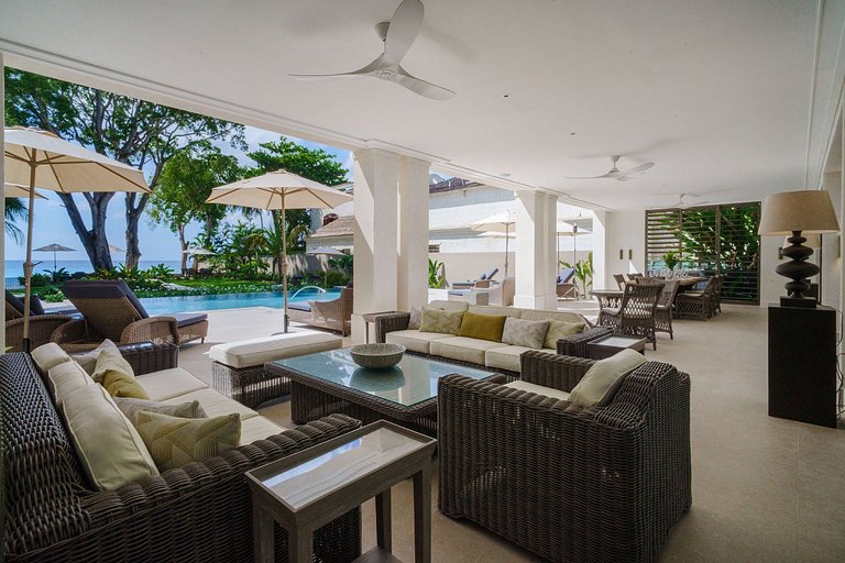 Brb006 – Elegant beachfront Villa in St. James