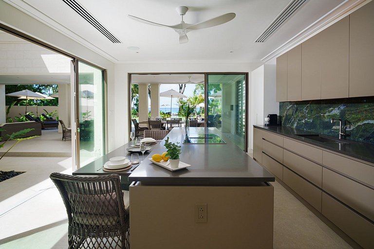 Brb006 – Elegante villa à beira-mar em St. James