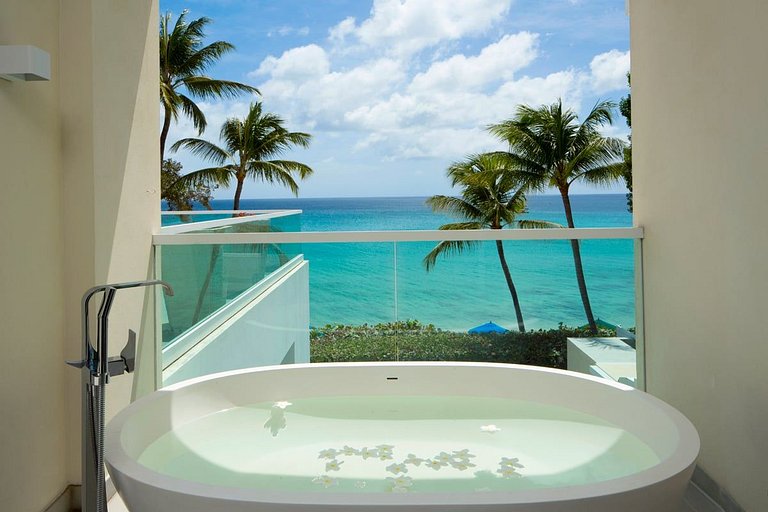 Brb012 – Modern beachfront villa in St. James