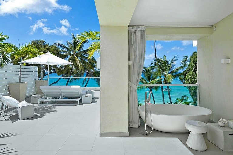 Brb012 – Villa moderne en bord de mer à St. James