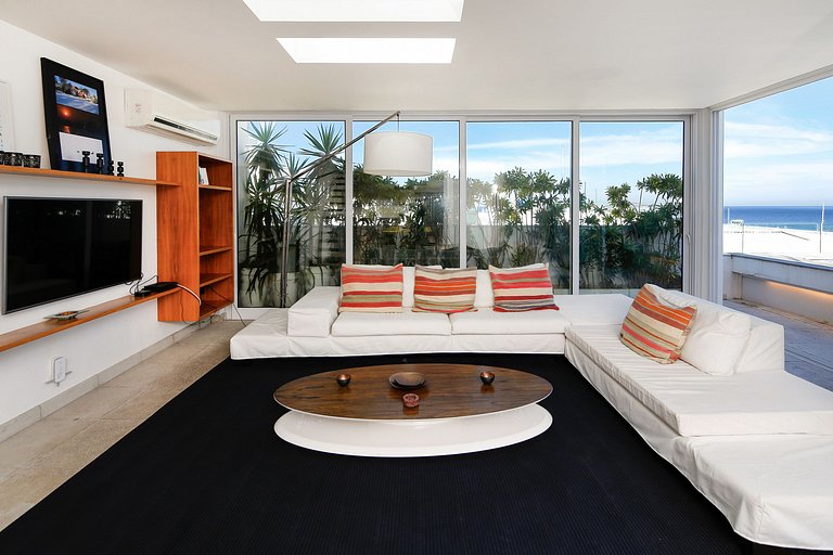 Rio028 - Cobertura de 6 quartos em Ipanema