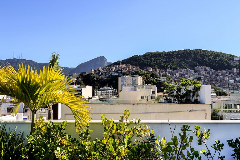 Rio028 - 6 bedroom penthouse in Ipanema