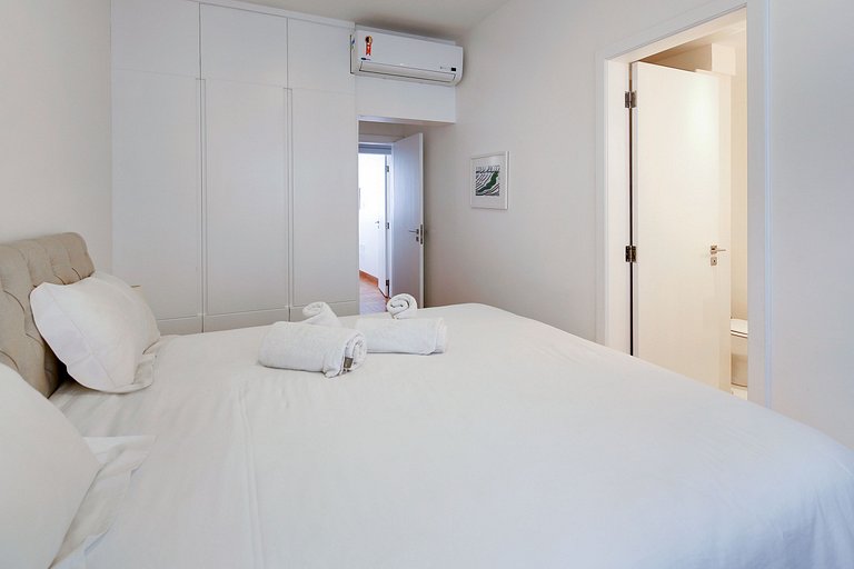 Rio028 - Cobertura de 6 quartos em Ipanema