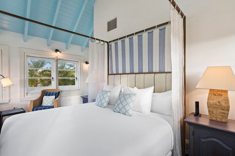 Aia012 – Villa privada moderna en Long Bay