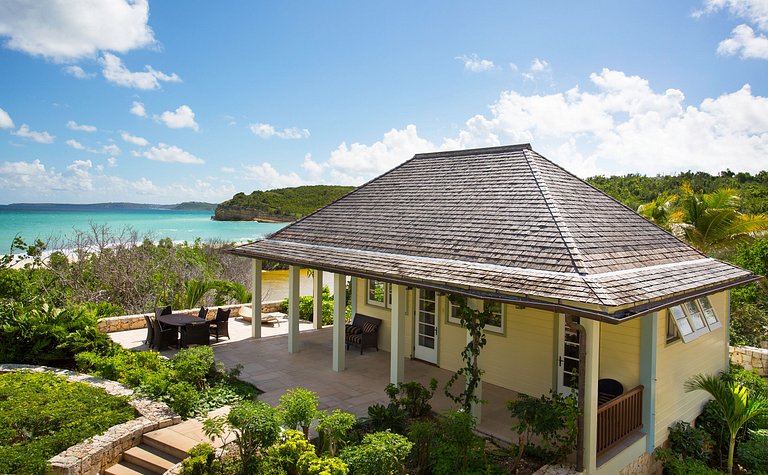 Aia012 – Villa privée moderne à Long Bay