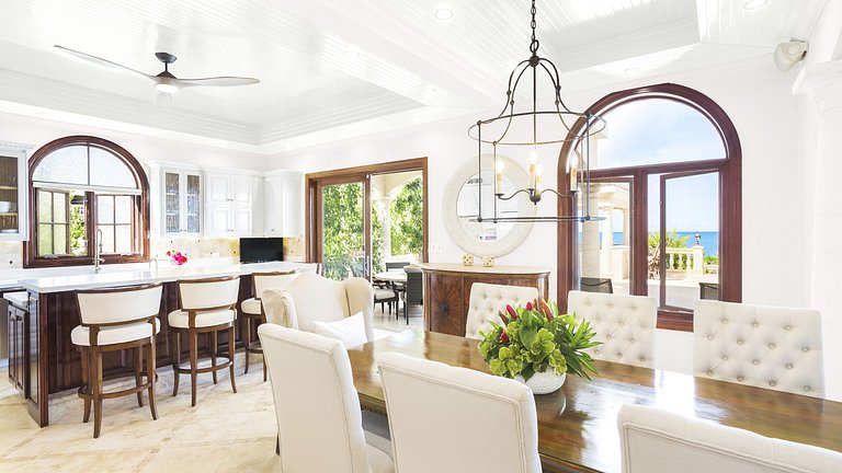 Aia013 – Villa moderna à beira-mar em Limestone Bay