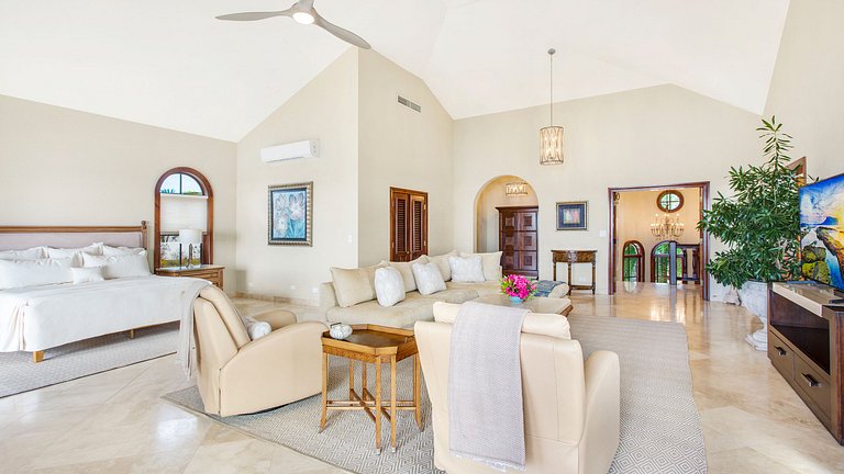 Aia013 – Villa moderna à beira-mar em Limestone Bay