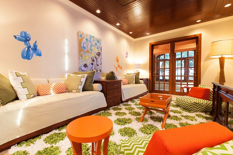 Aia013 – Villa moderne en bord de mer à Limestone Bay