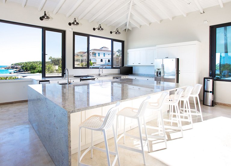 Aia011 – Villa à beira-mar em Limestone Bay