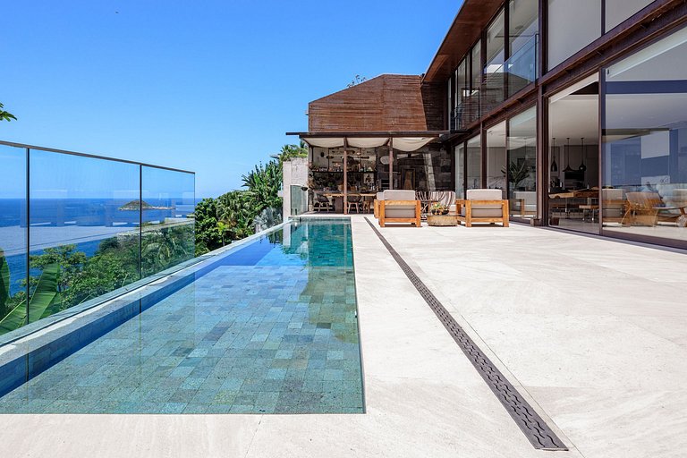 Rio501 - Luxurious villa with sea view in Joá
