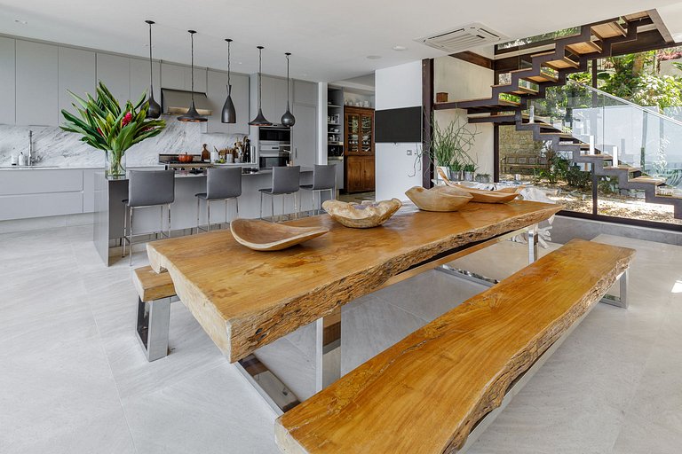 Rio501 - Luxuosa mansão vista mar no Joá