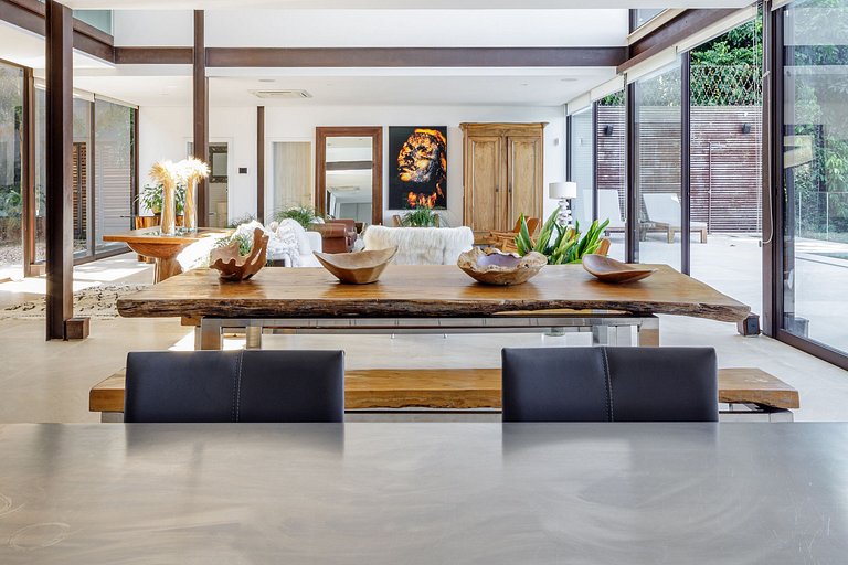 Rio501 - Luxurious villa with sea view in Joá