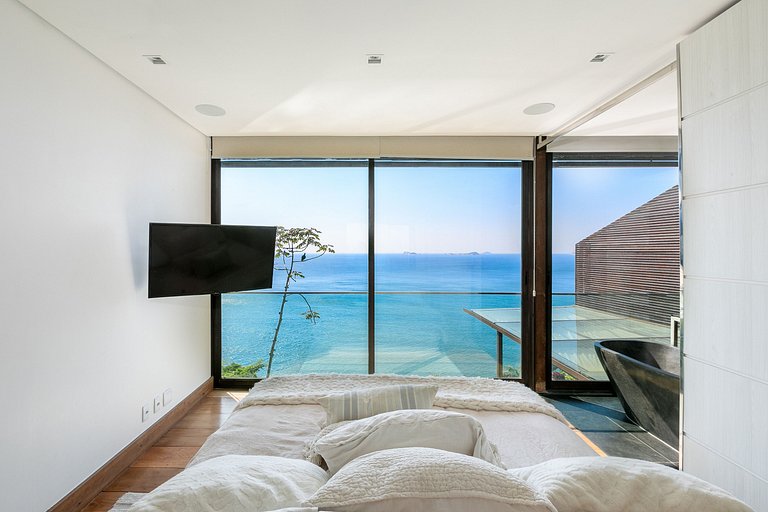 Rio501 - Luxurious villa with sea view in Joá