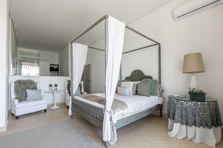 Rio501 - Luxurious villa with sea view in Joá