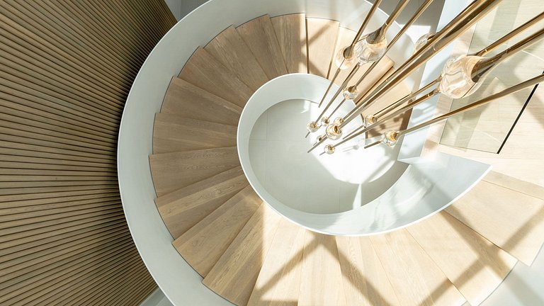 Tci003 – Modern beachfront villa in Grace Bay