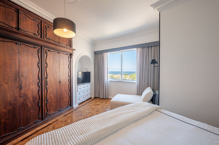 Rio110 – Oceanfront Apartment in Copacabana
