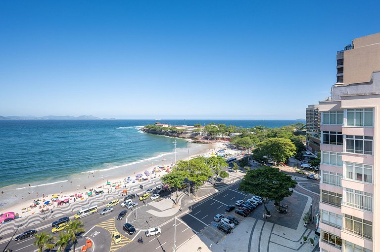 Rio110 - Apartamento frente-mar em Copacabana