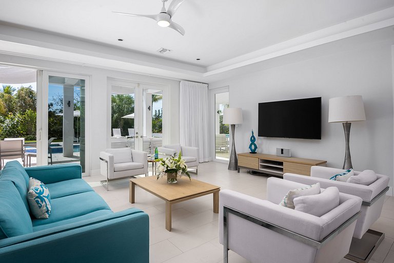 Tci014 – Villa contemporánea cerca de Grace Bay