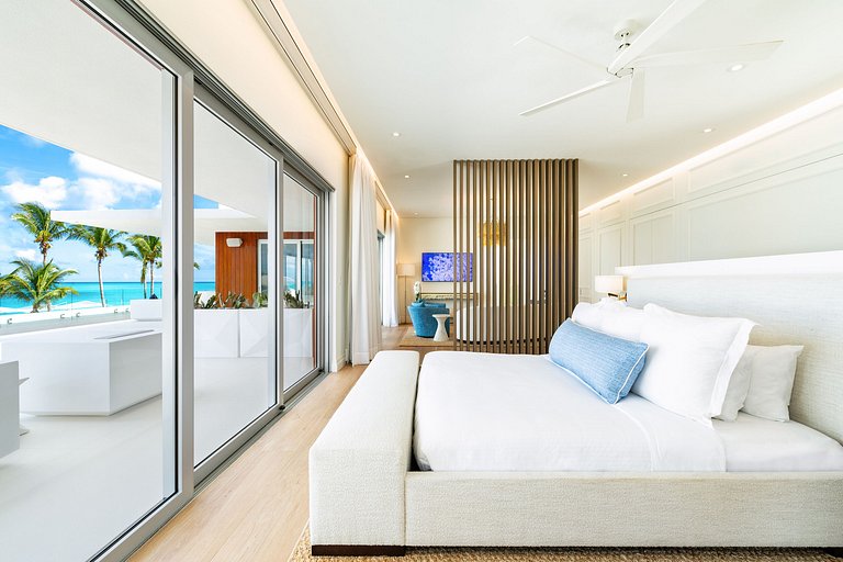 Tci003 – Moderna villa frente al mar en Grace Bay