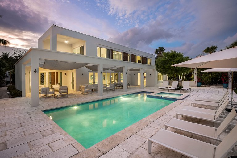 Tci014 – Villa de luxe contemporaine près de Grace Bay