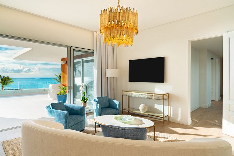 Tci003 – Moderna villa frente al mar en Grace Bay
