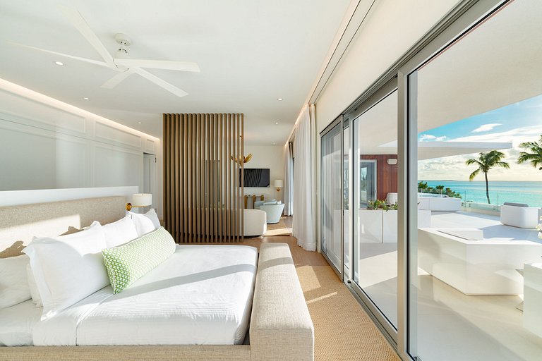 Tci003 – Moderna villa frente al mar en Grace Bay