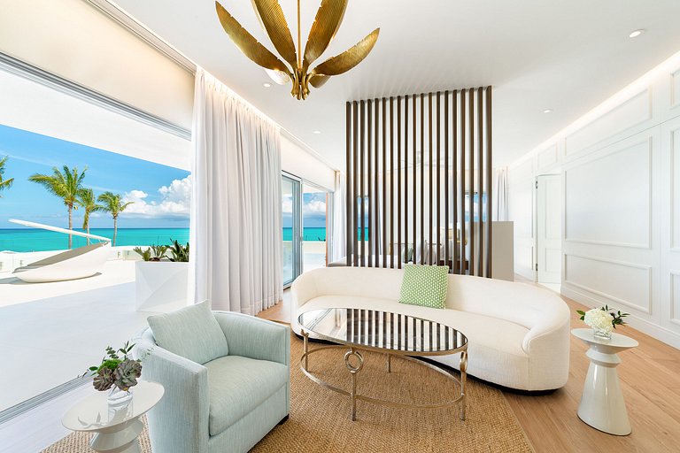 Tci003 – Villa moderne en bord de mer à Grace Bay