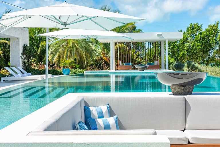 Tci003 – Villa moderne en bord de mer à Grace Bay