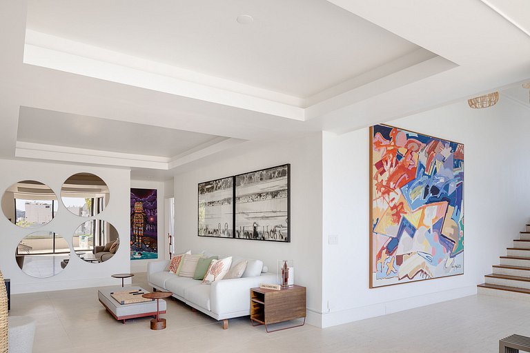 Rio001 - Luxury beachfront penthouse in Copacabana