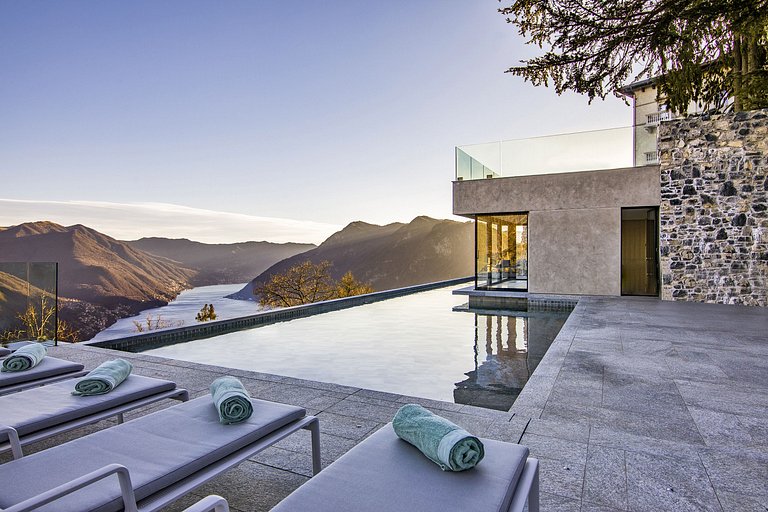 Lom003 - Villa con vistas al lago de Como, Pigra