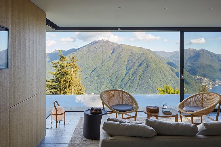 Lom003 - Villa overlooking Lake Como, Pigra