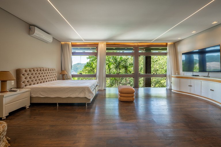 Rio244 - Tropical Palace in Itanhangá