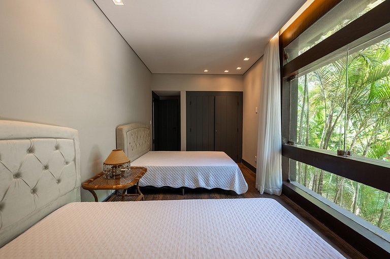 Rio244 - Tropical Palace in Itanhangá