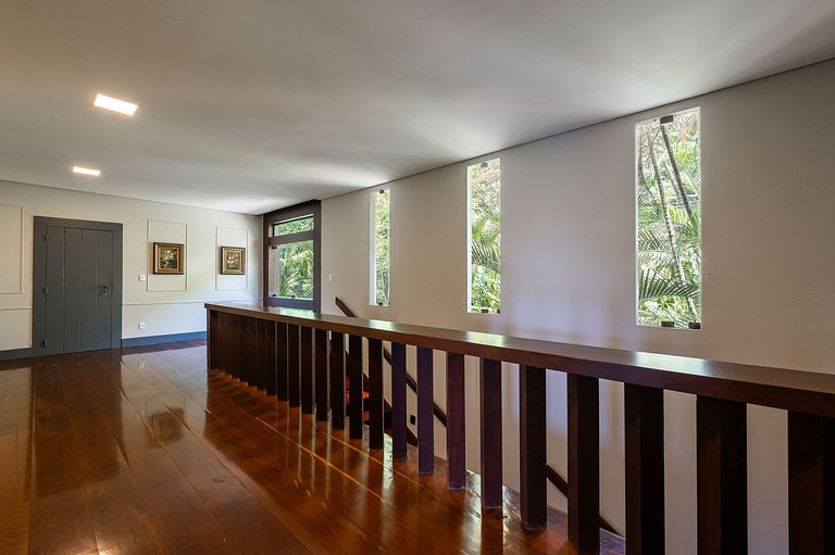 Rio244 - Tropical Palace in Itanhangá