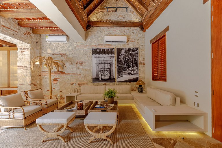 Car015 – Casa de luxo elegante em Getsemani