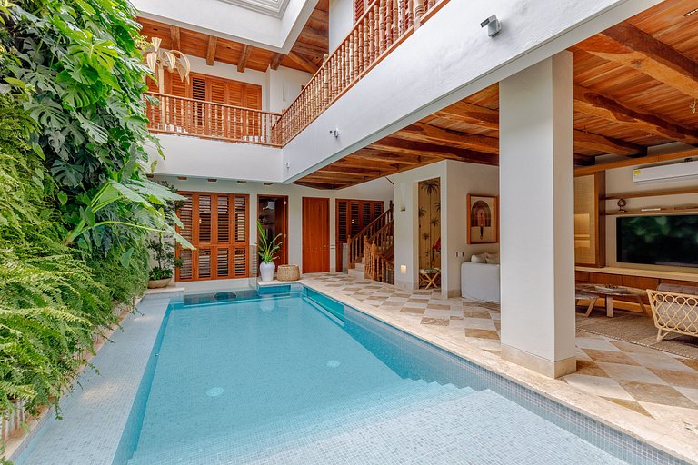 Car015 – Luxury stylish house in Getsemani