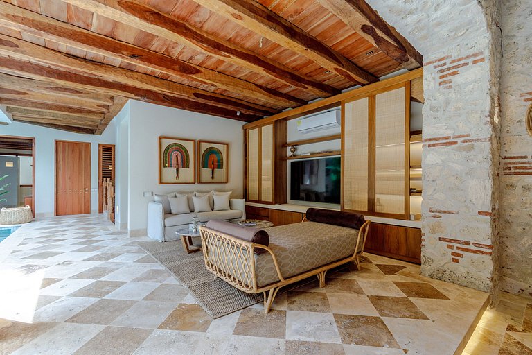 Car015 – Luxury stylish house in Getsemani