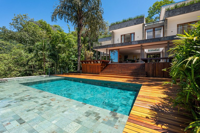 Rio072 - Luxury villa in São Conrado