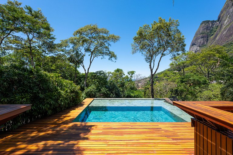 Rio072 - Villa em São Conrado – Piscina, Tênis