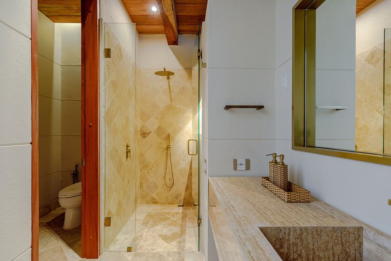 Car015 – Luxury stylish house in Getsemani